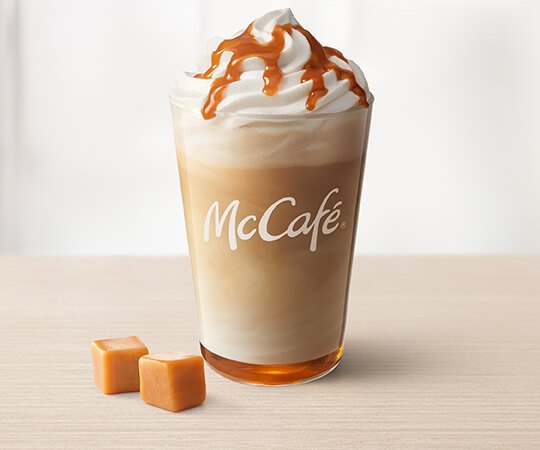 Caramel Latte Macchiato
z bitą śmietanką