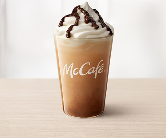 Choco Latte Macchiato
z bitą śmietanką