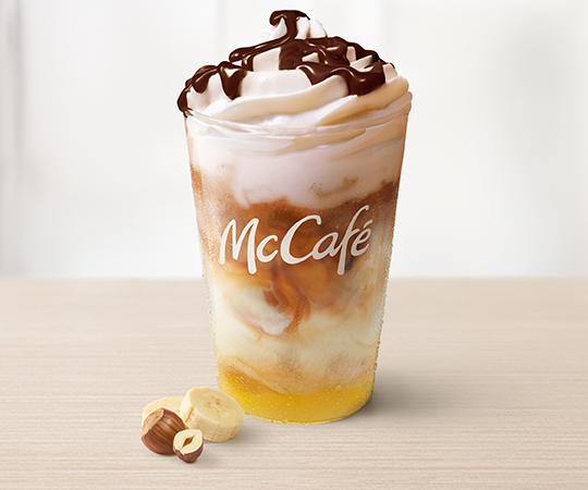 Banan & Orzech Iced Latte
z bitą śmietanką
